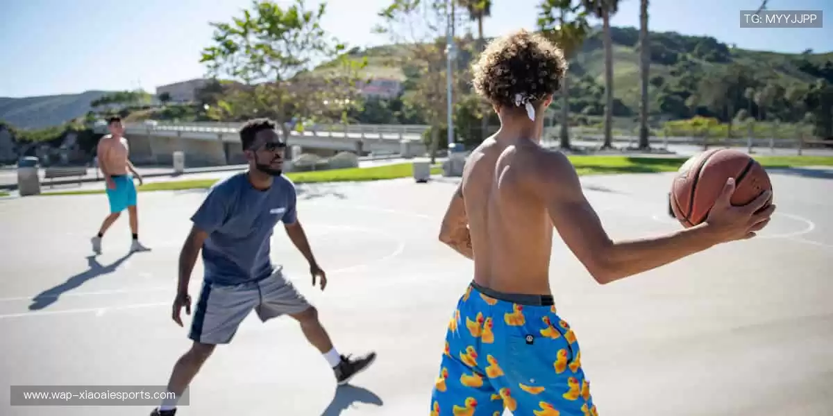 🎉【互动狂欢】弹幕刷屏，竞猜赢取球星签名！